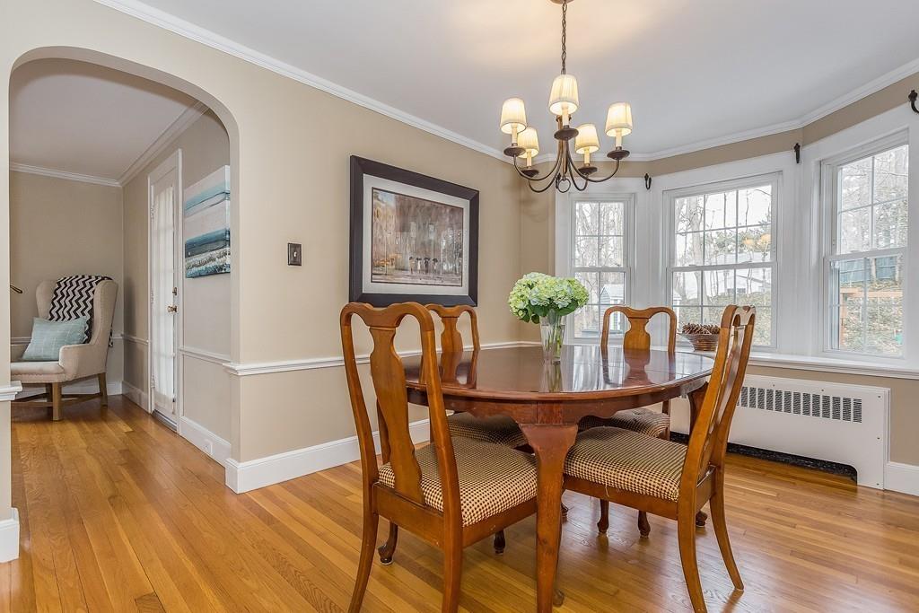 38 Englewood Road Winchester, MA 01890 - Photo 11 of 33 Gallery Image 11