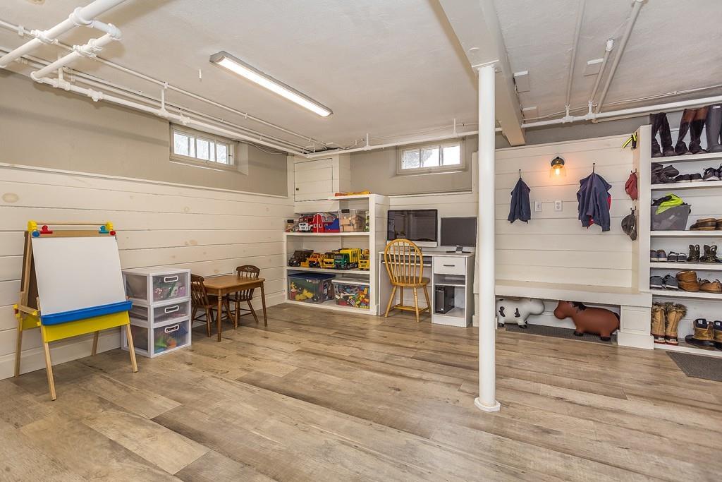 38 Englewood Road Winchester, MA 01890 - Photo 23 of 33 Gallery Image 23