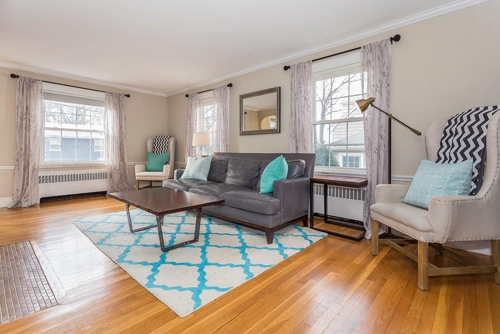 38 Englewood Road Winchester, MA 01890 - Photo 6 of 33 Gallery Image 6