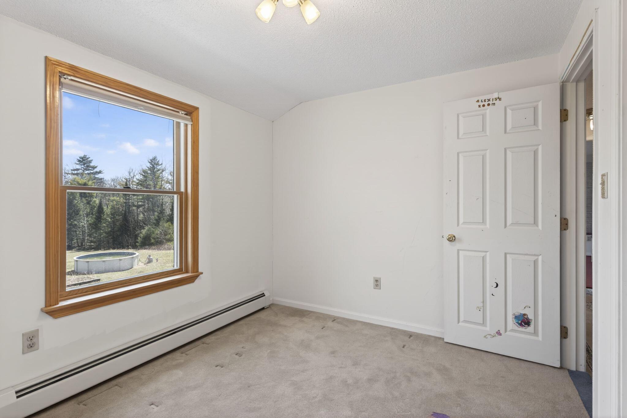 281 Portland Road Gray, ME 04039 - Photo 21 of 30 281_Portland_Rd_085