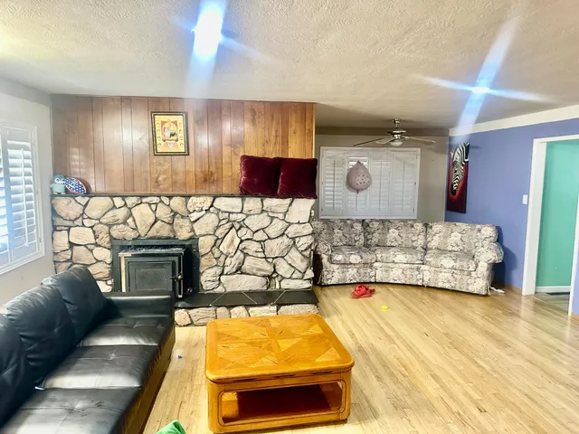 $749,000 | 609 Kettleman Lane, Lodi, CA 95240