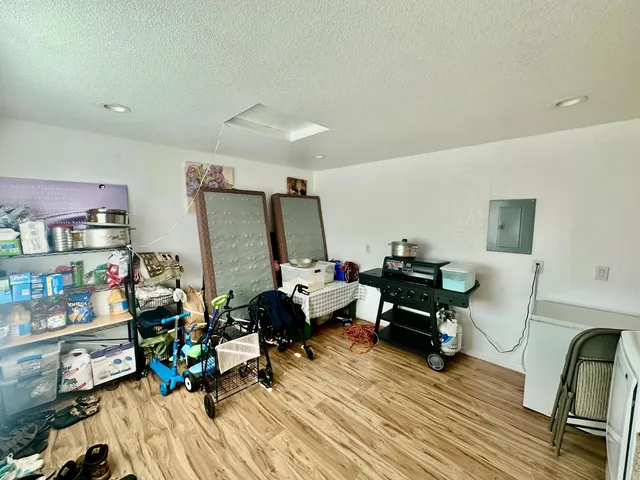 $749,000 | 609 Kettleman Lane, Lodi, CA 95240