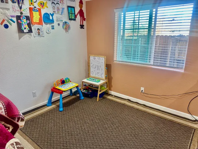 $749,000 | 609 Kettleman Lane, Lodi, CA 95240