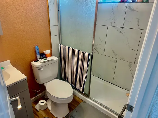 $749,000 | 609 Kettleman Lane, Lodi, CA 95240