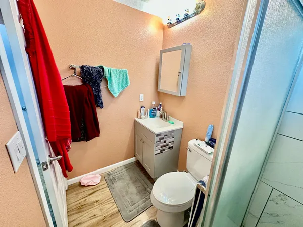 $749,000 | 609 Kettleman Lane, Lodi, CA 95240