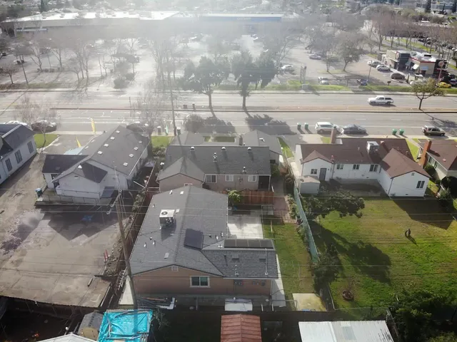 $749,000 | 609 Kettleman Lane, Lodi, CA 95240