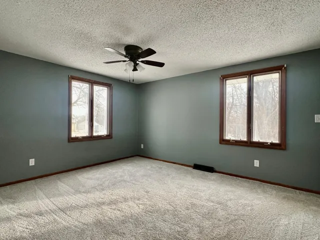 $240,000 | 656 Chestnut Street, Big Stone City, SD 57216