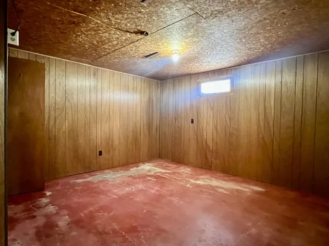 $240,000 | 656 Chestnut Street, Big Stone City, SD 57216