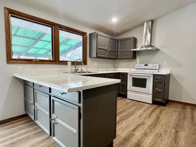 $240,000 | 656 Chestnut Street, Big Stone City, SD 57216