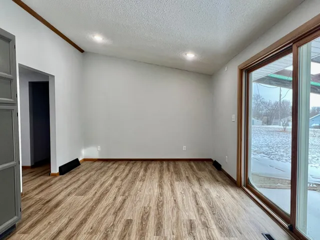 $240,000 | 656 Chestnut Street, Big Stone City, SD 57216