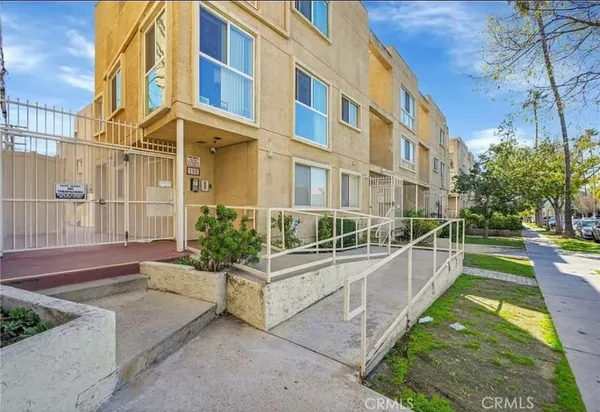 $740,000 | 108 West Maple Street, Unit 7, Glendale, CA 91204