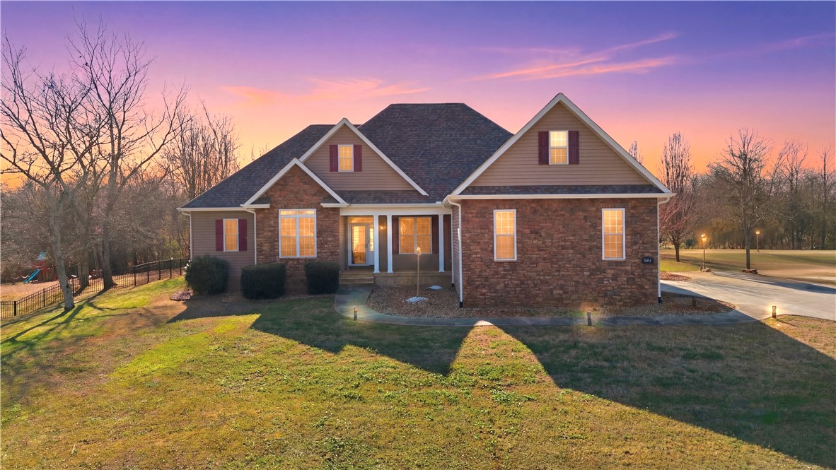 516 Serria Way Seneca, SC 29678 - Photo 2 of 47