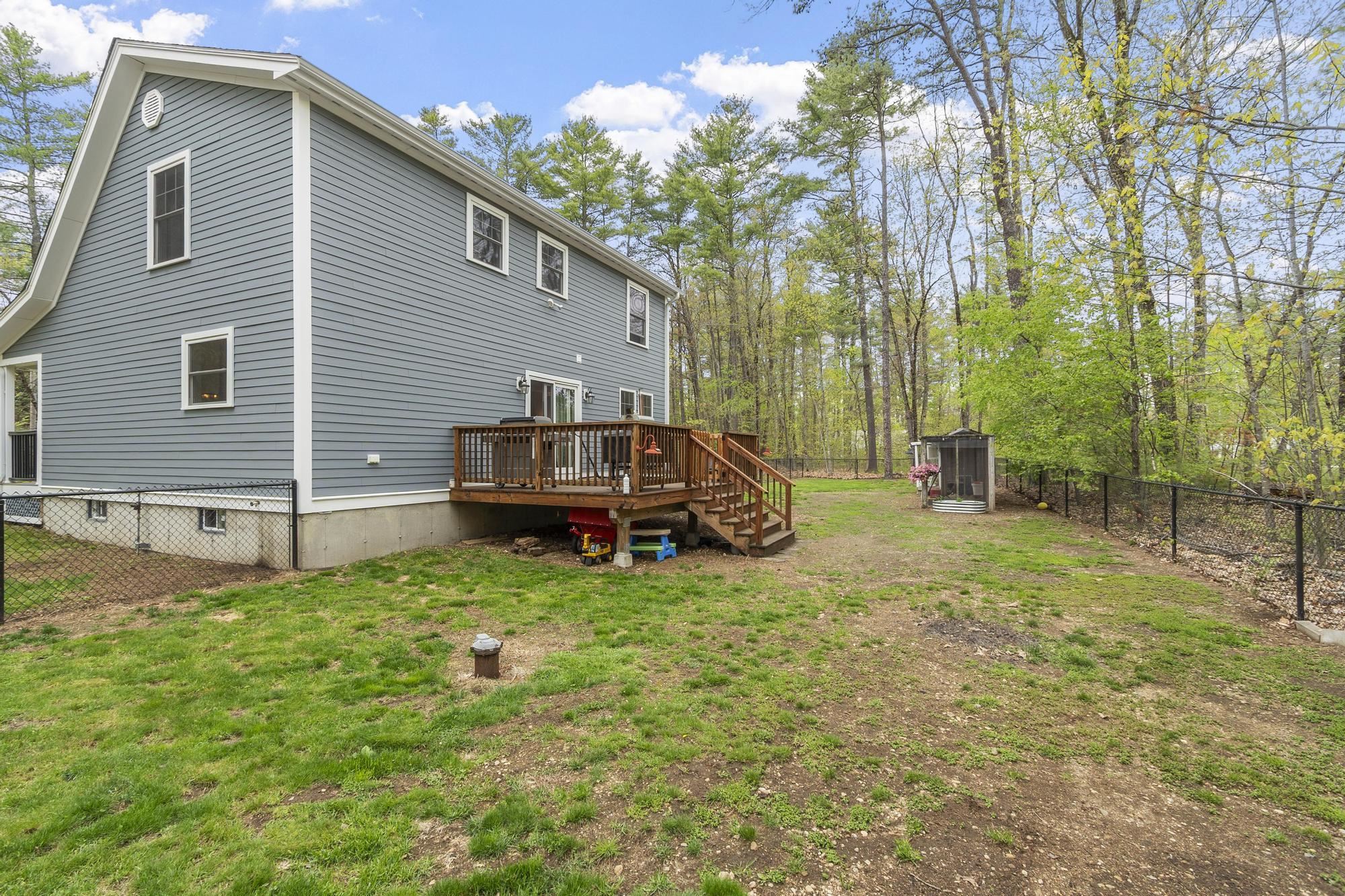 55 Mill Pond Road Epping, NH 03042 - Photo 8 of 46