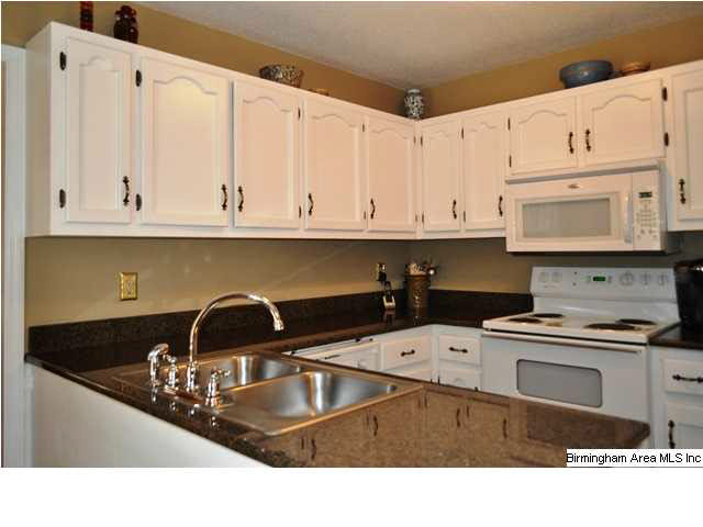 930 5th Court Northwest Alabaster, AL 35007 - Photo 11 of 32