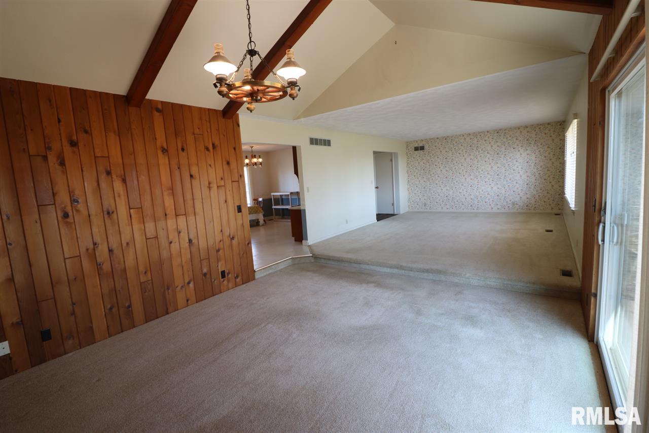 55 Waldheim Road Morton, IL 61550 - Photo 12 of 34 Gallery Image 12