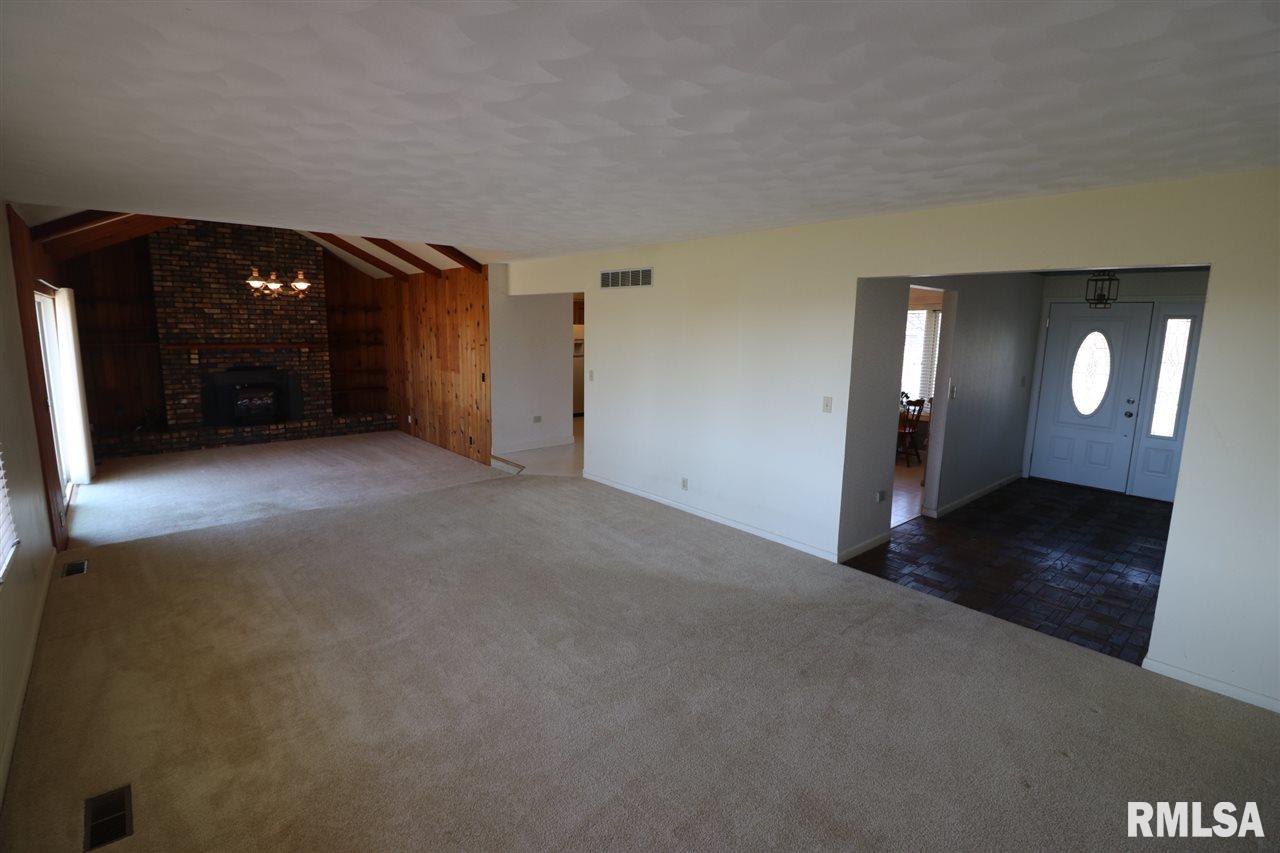 55 Waldheim Road Morton, IL 61550 - Photo 16 of 34 Gallery Image 16