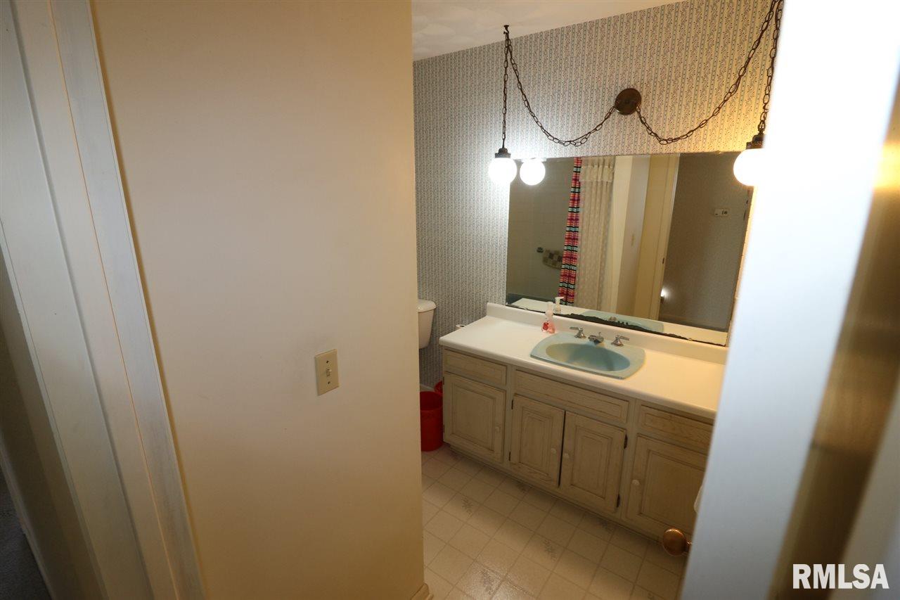 55 Waldheim Road Morton, IL 61550 - Photo 20 of 34 Gallery Image 20