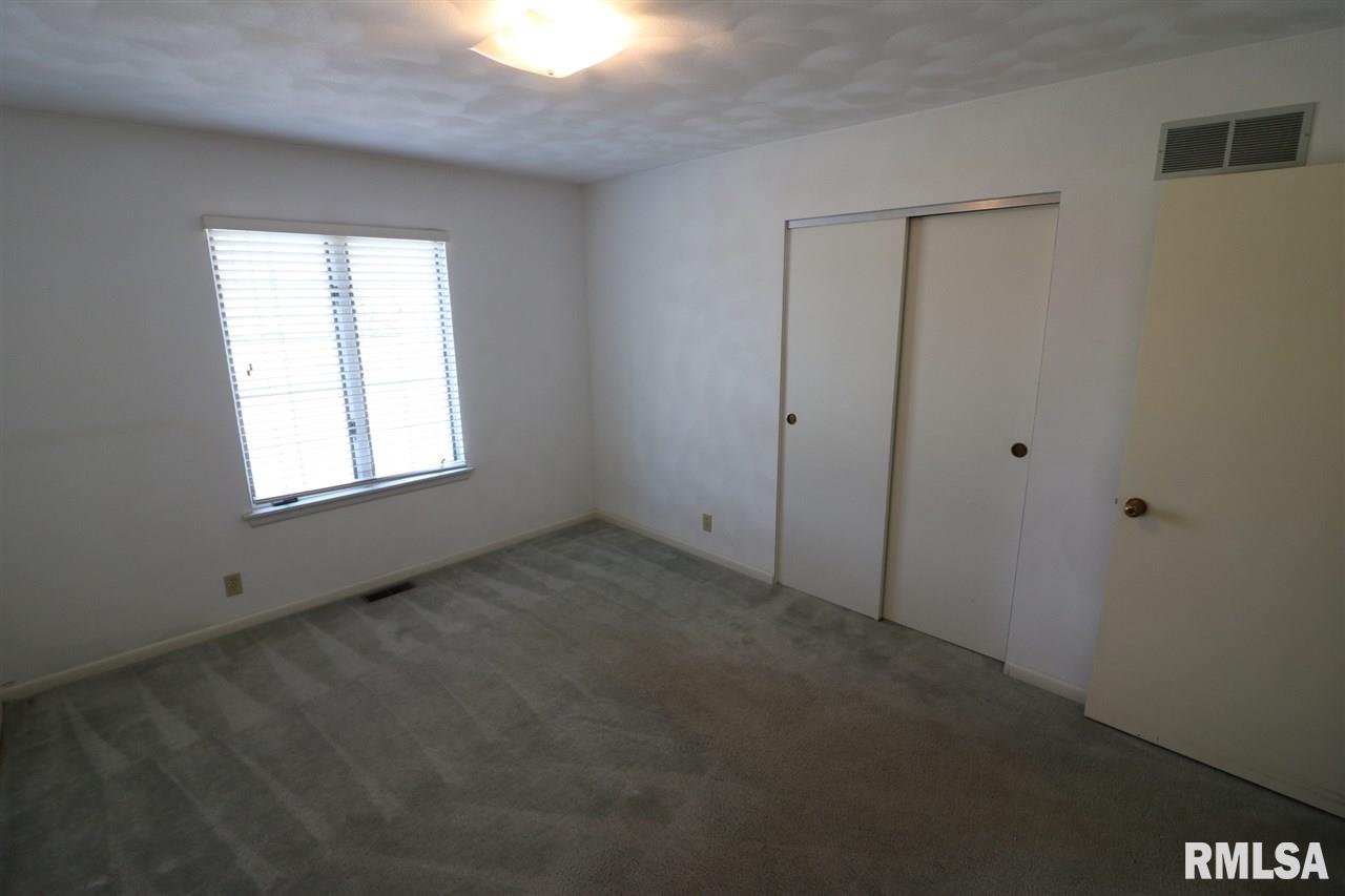 55 Waldheim Road Morton, IL 61550 - Photo 22 of 34 Gallery Image 22