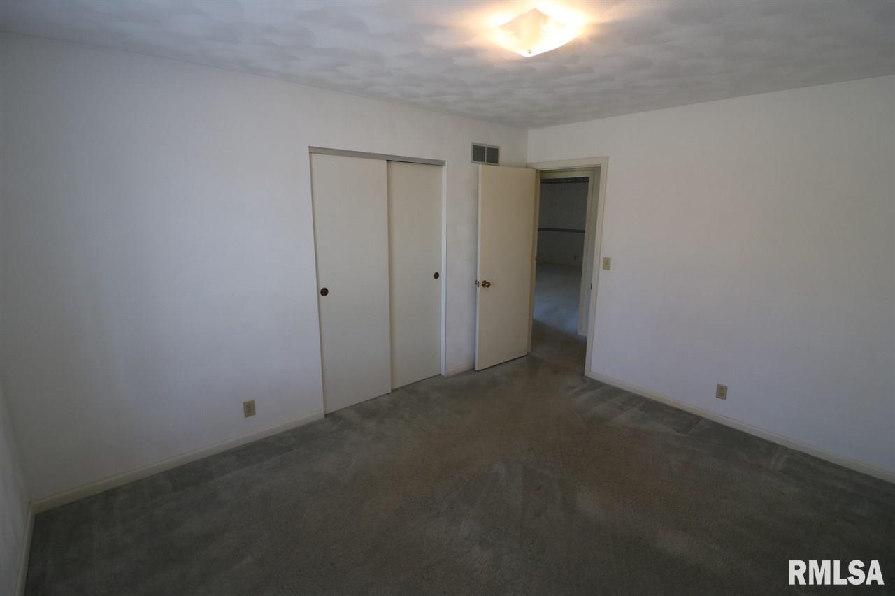 55 Waldheim Road Morton, IL 61550 - Photo 23 of 34 Gallery Image 23