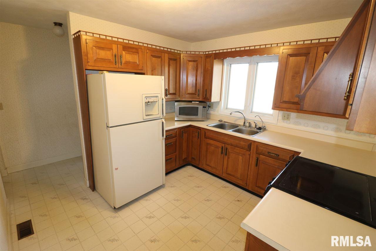 55 Waldheim Road Morton, IL 61550 - Photo 7 of 34 Gallery Image 7