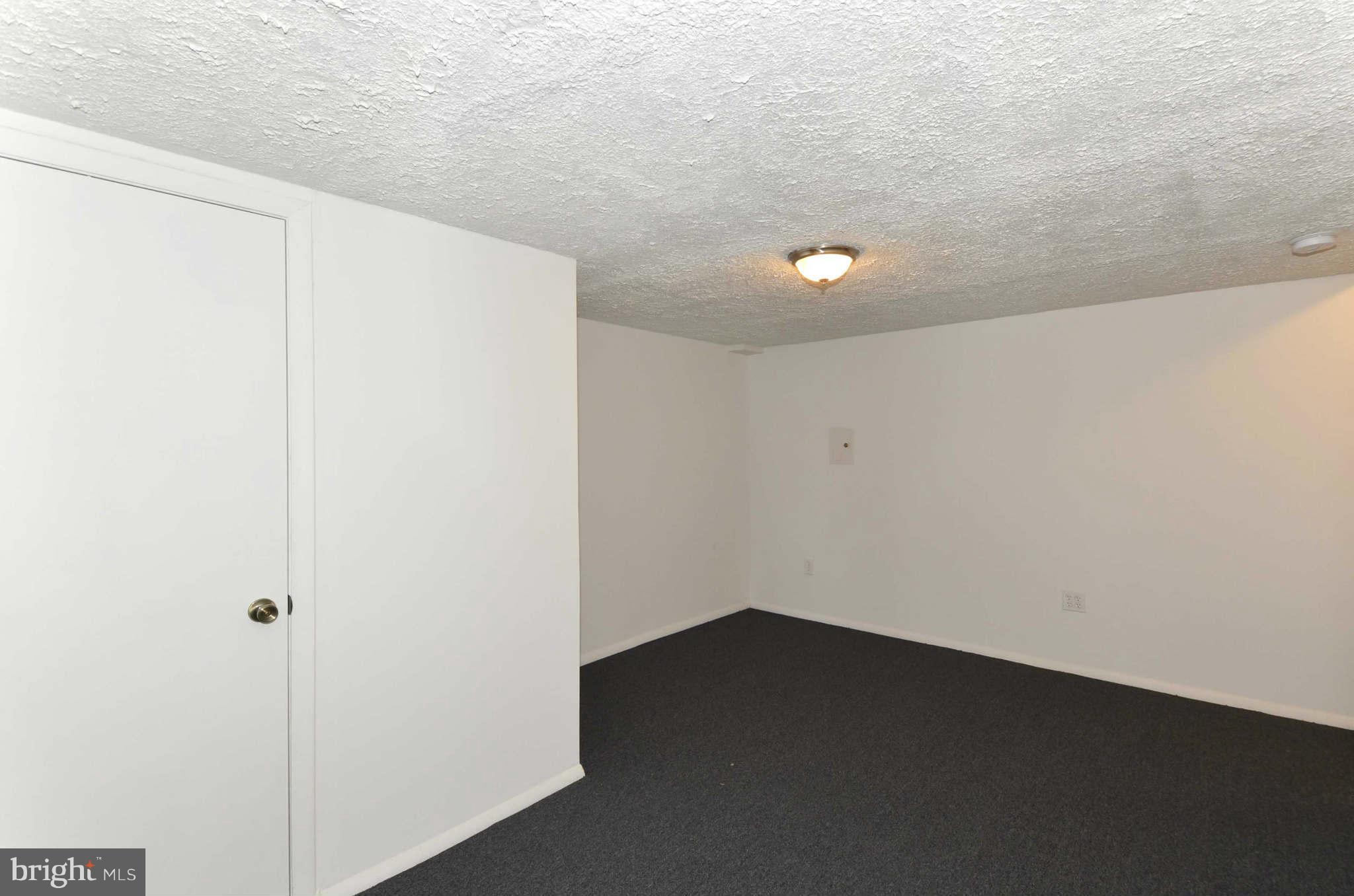 27 Colleton Court Baltimore, MD 21236 - Photo 26 of 30 Family Room