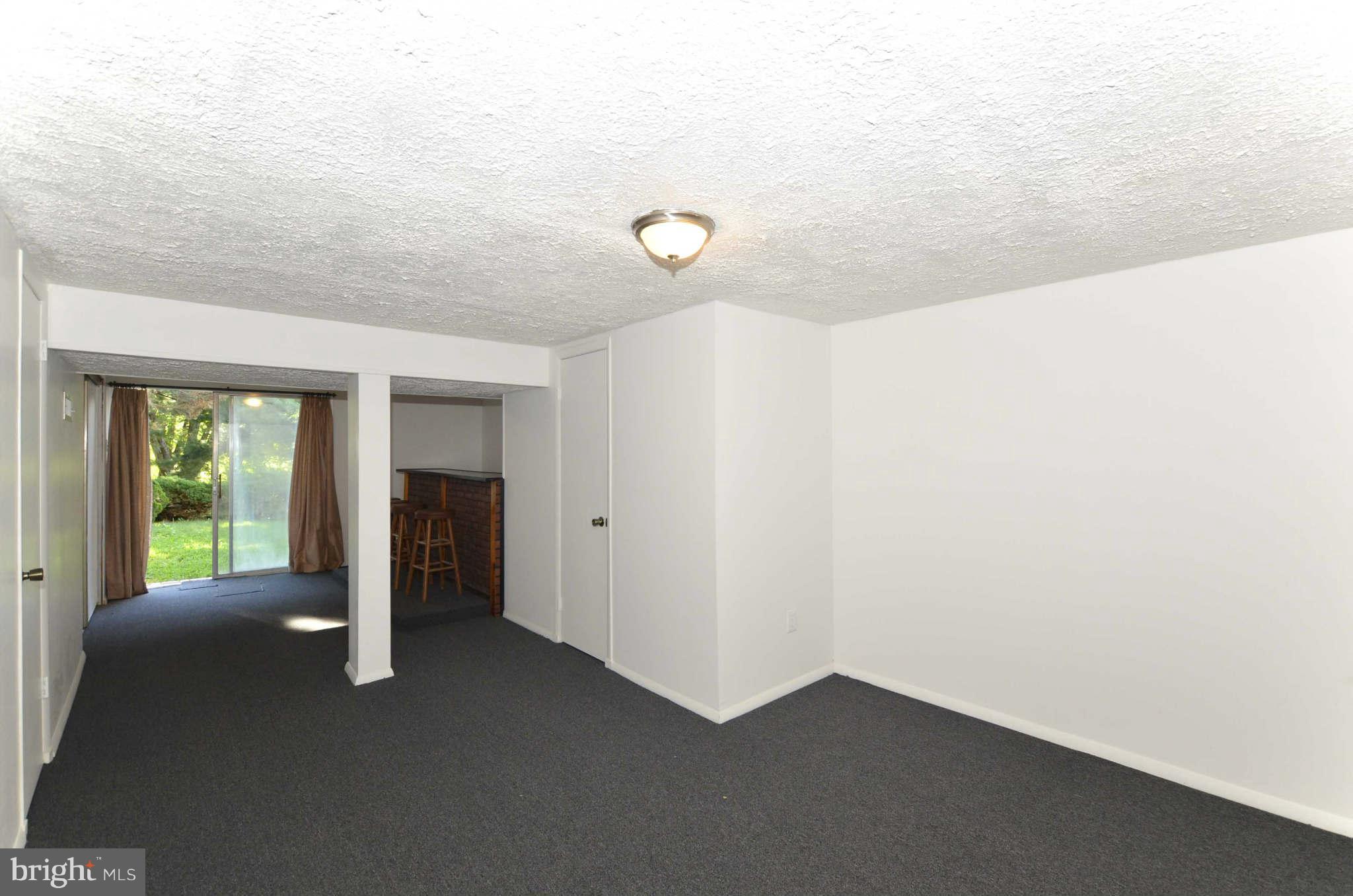27 Colleton Court Baltimore, MD 21236 - Photo 28 of 30 Family Room