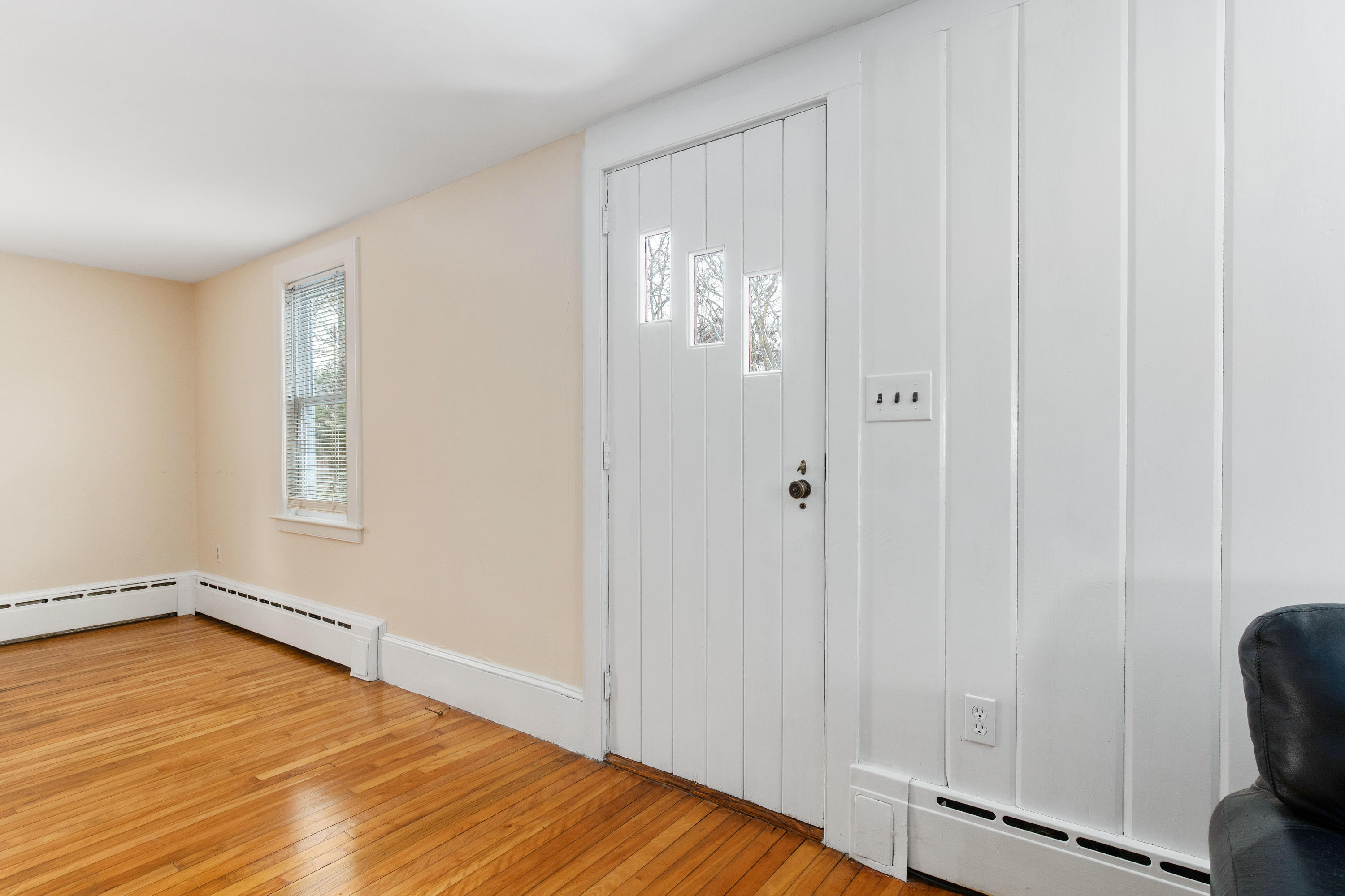 180 Lincoln Road Hyannis, MA 02601 - Photo 5 of 26 a view of empty room with wooden floor