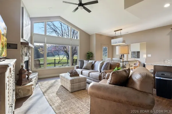 $439,900 | 23 Cottage Park East, Unit 7, Camdenton, MO 65020