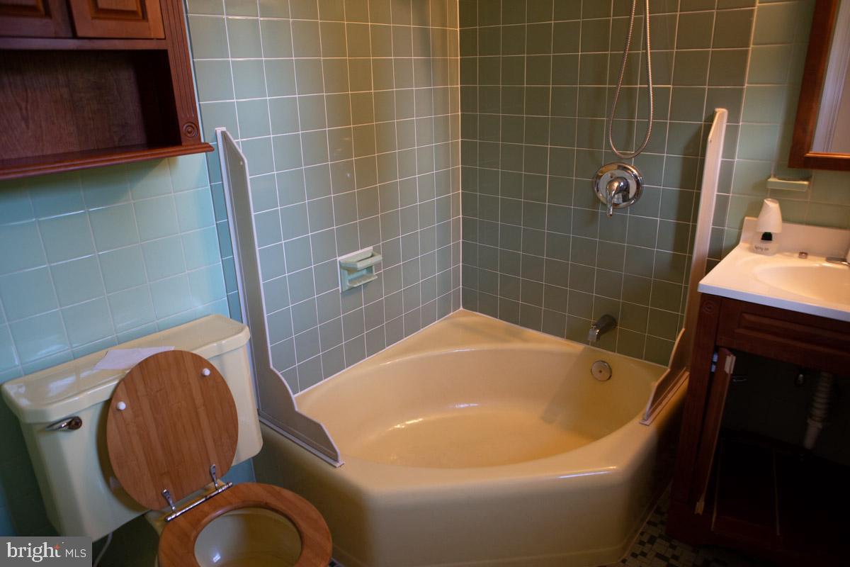 26700 Mullinix Mill Road Mount Airy, MD 21771 - Photo 15 of 26 Gallery Image 15