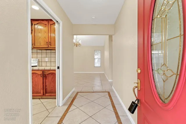 $469,900 | 517 West Tuolumne Road, Turlock, CA 95382