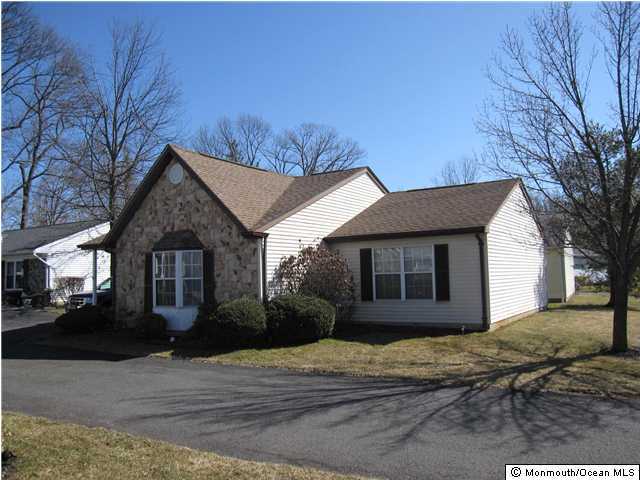 31 Ivy Ridge Close Freehold, NJ 07728 - Photo 2 of 3 Additional Photo