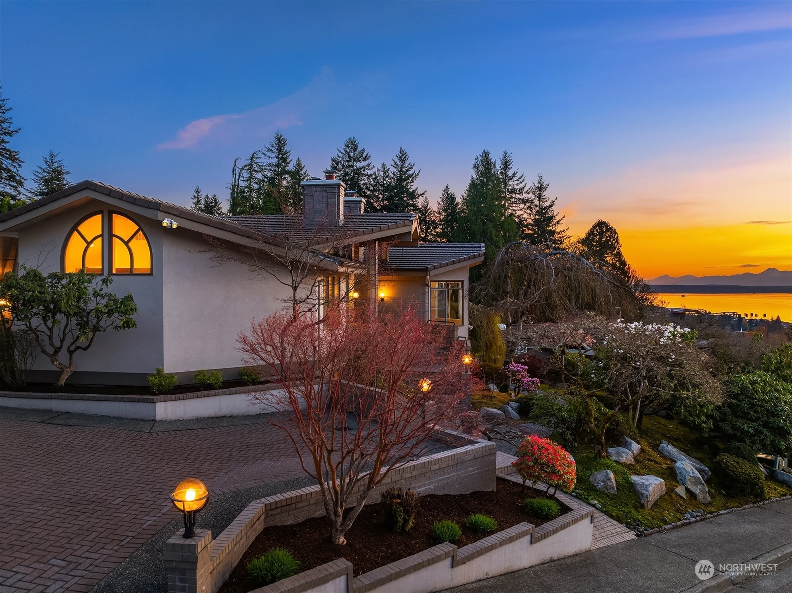 1220 Viewland Way Edmonds, WA 98020 - Photo 4 of 40 a view of a house with a swimming pool
