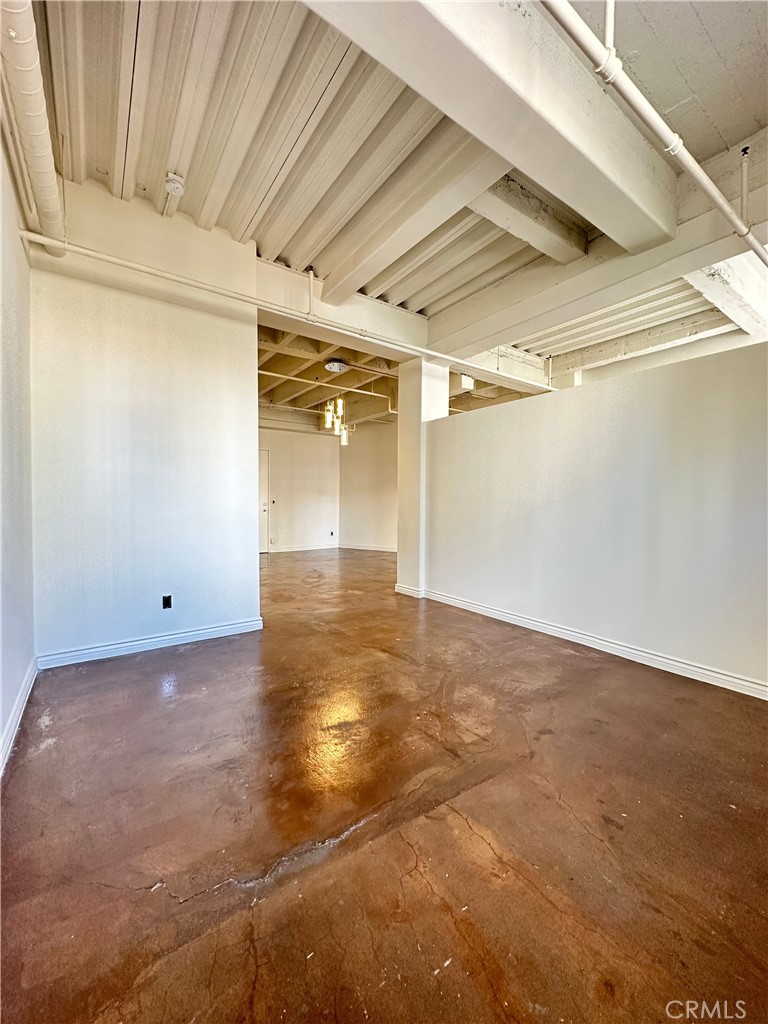 312 West 5th Street, Unit 604 Los Angeles, CA 90013 - Photo 11 of 13 a view of a garage