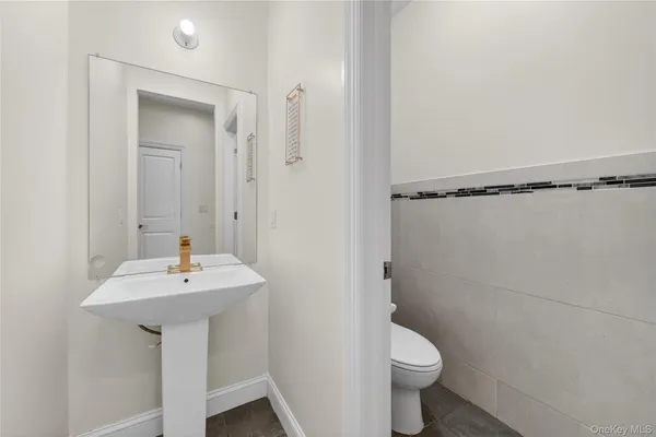 $1,099,000 | 2 Bluefield Drive, Unit 103, Spring Valley, NY 10977