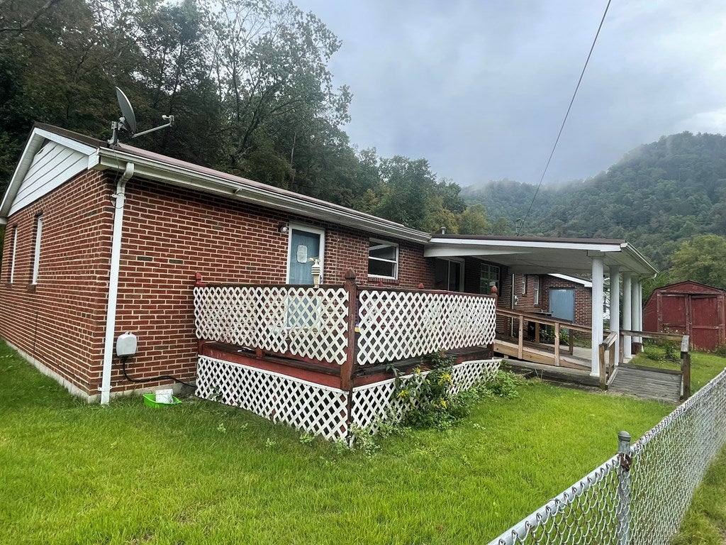 270 Ramey Addition Road Wyoming, WV 24898 - Photo 7 of 26 Gallery Image 7