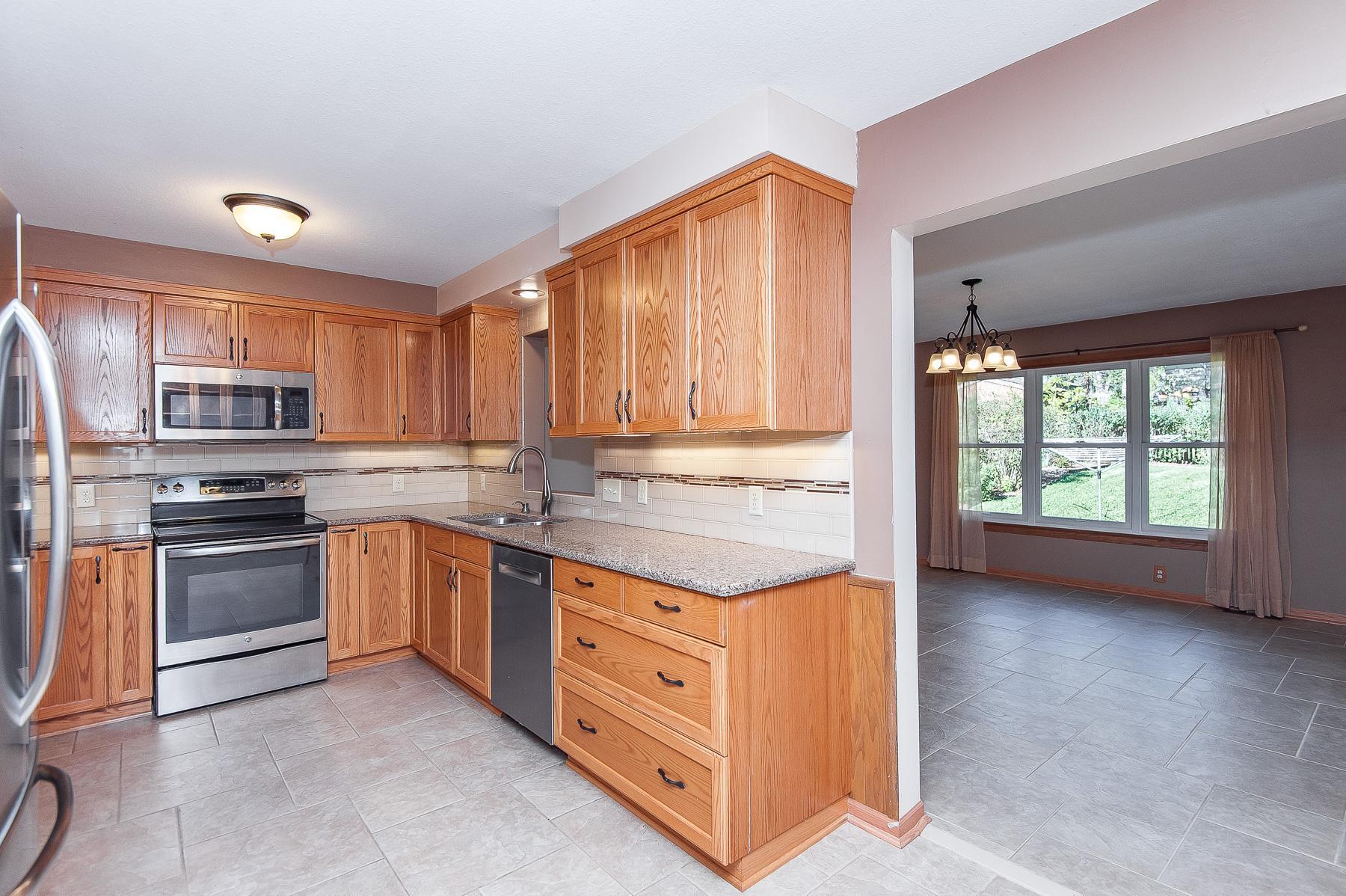 1215 29th Street Northwest Rochester, MN 55901 - Photo 11 of 26