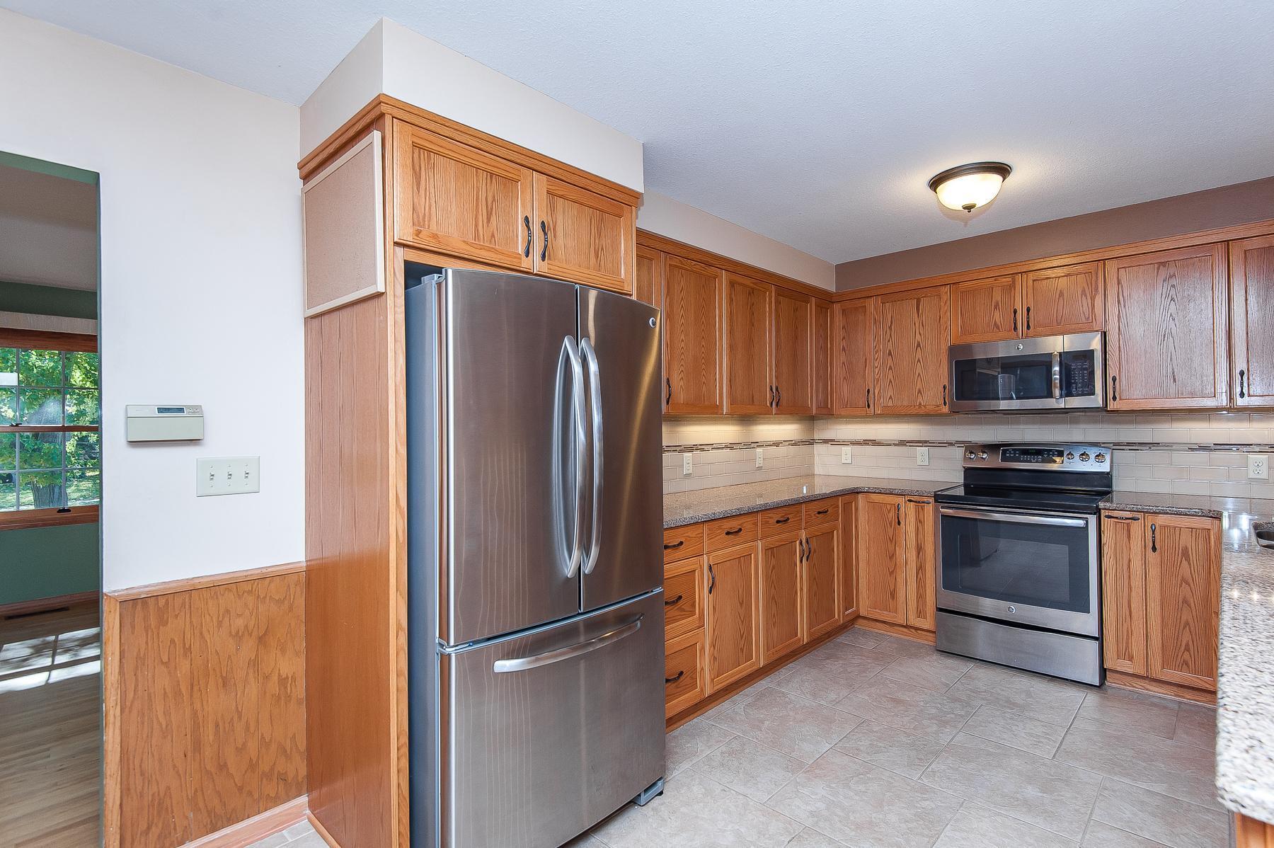 1215 29th Street Northwest Rochester, MN 55901 - Photo 12 of 26