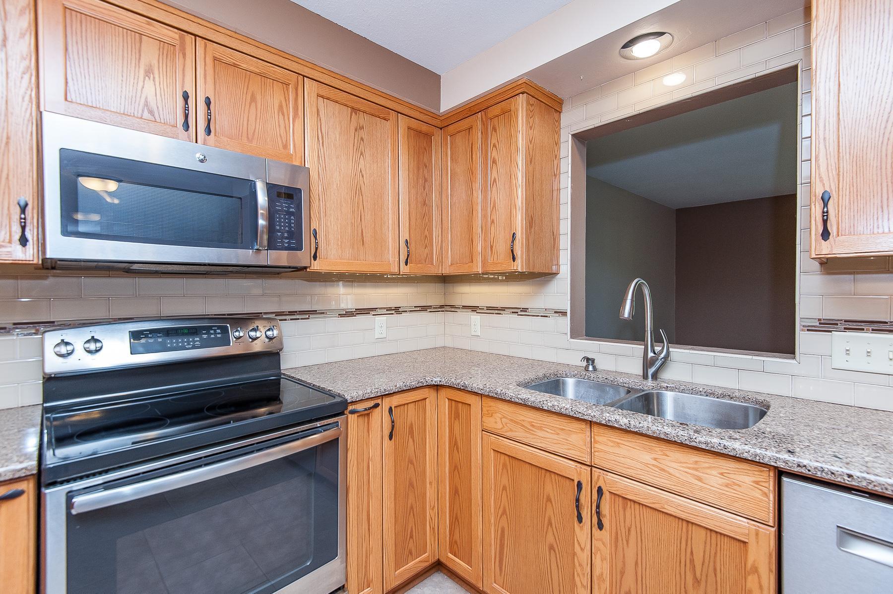 1215 29th Street Northwest Rochester, MN 55901 - Photo 13 of 26