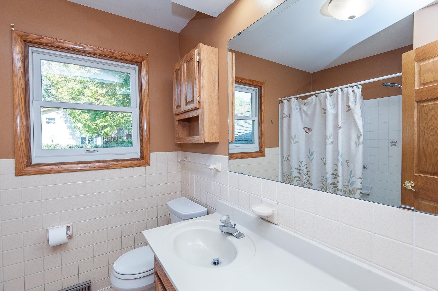 1215 29th Street Northwest Rochester, MN 55901 - Photo 17 of 26