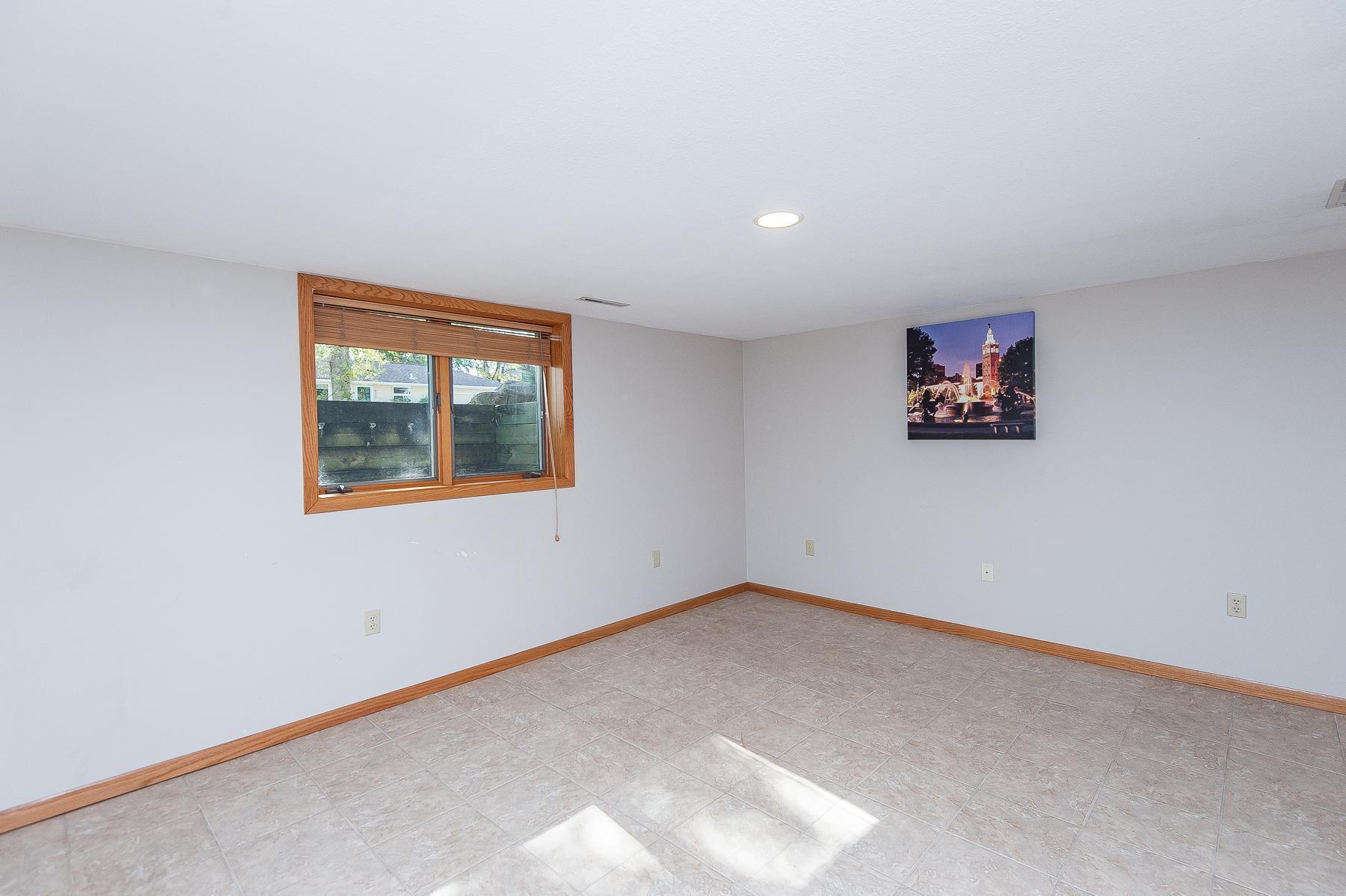 1215 29th Street Northwest Rochester, MN 55901 - Photo 24 of 26