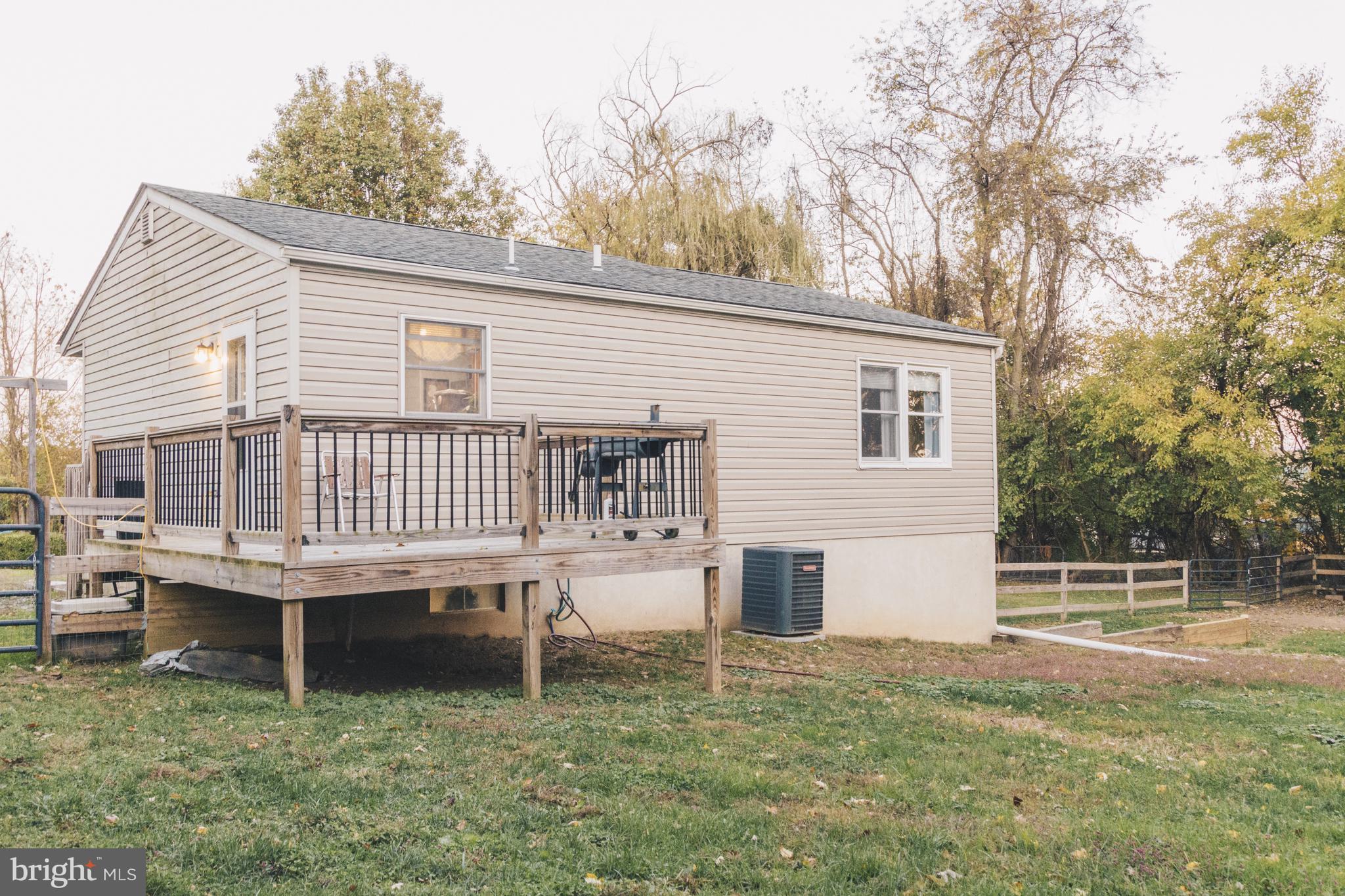207 Sharon Street Rising Sun, MD 21911 - Photo 26 of 31 Lovely rear deck accessed from the Kitchen