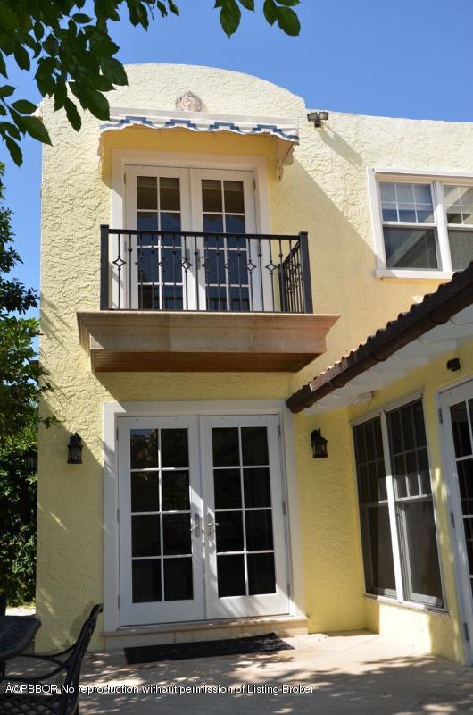 266 Granada Road West Palm Beach, FL 33401 - Photo 46 of 49 46 Rear Entrance