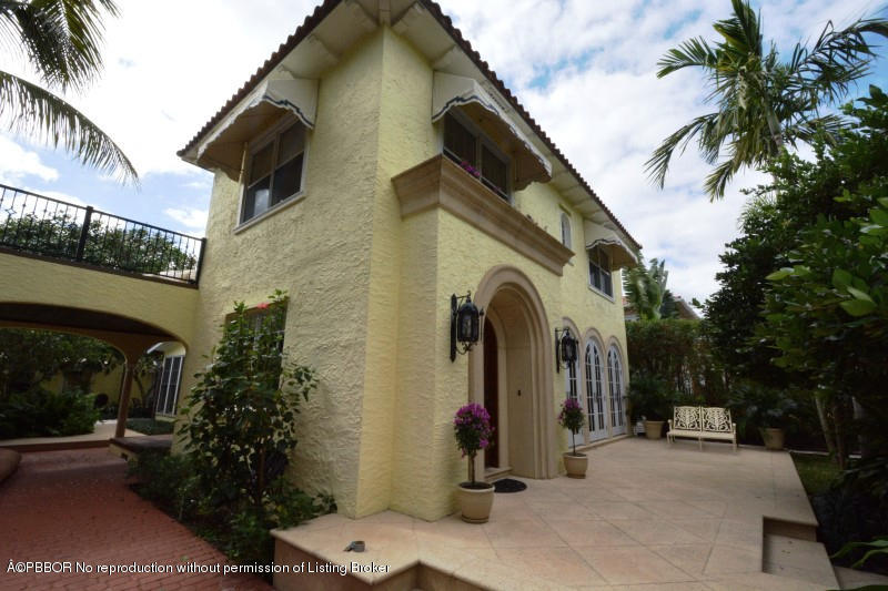 266 Granada Road West Palm Beach, FL 33401 - Photo 48 of 49 Exterior Front