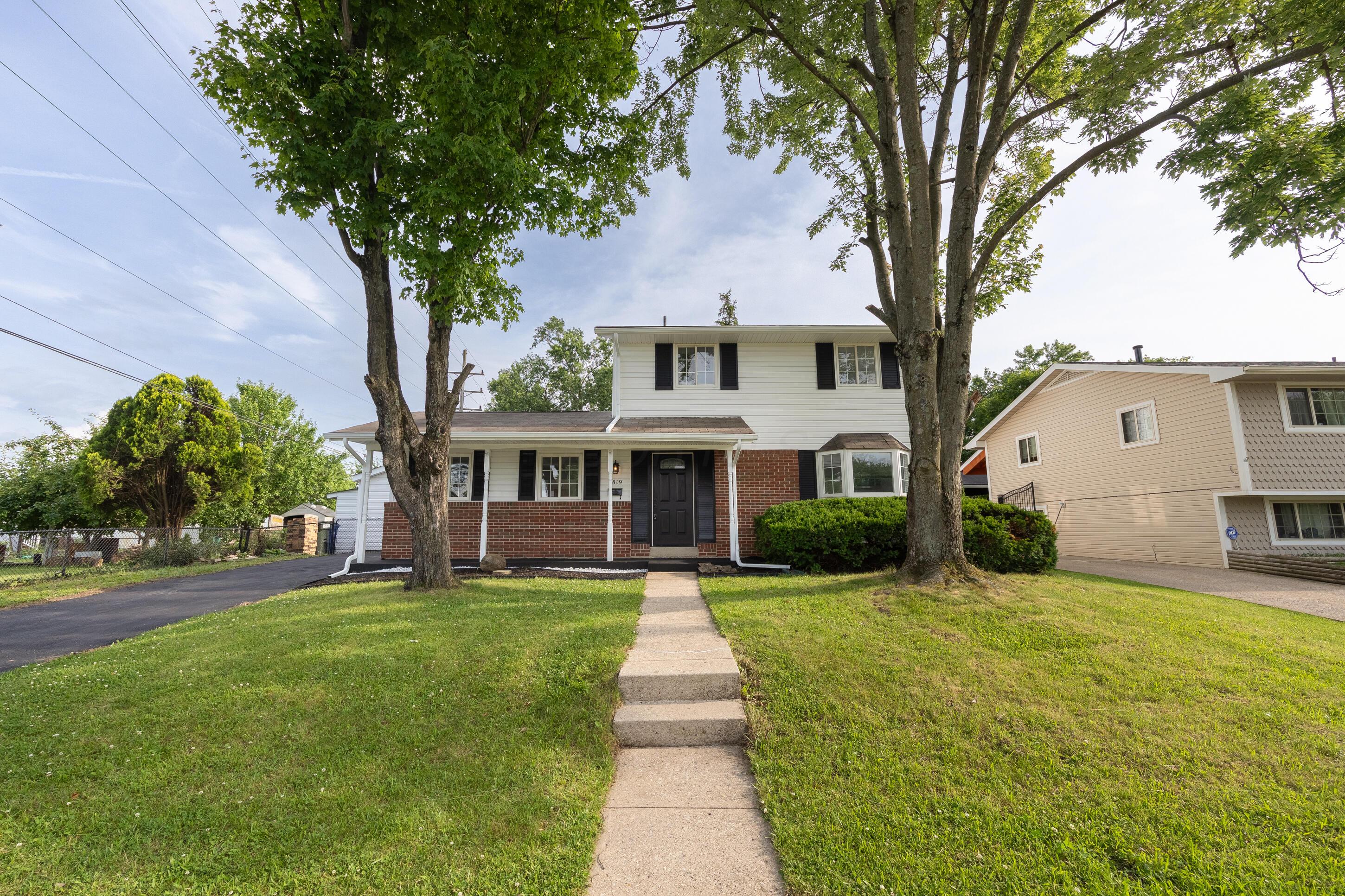 3819 Lynward Road Columbus, OH 43228 - Photo 8 of 57