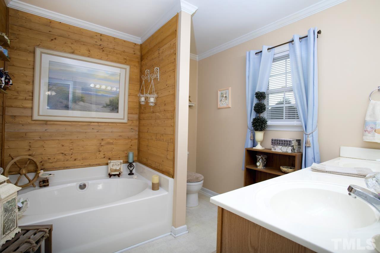165 Line Drive Raleigh, NC 27603 - Photo 25 of 30 Gallery Image 25