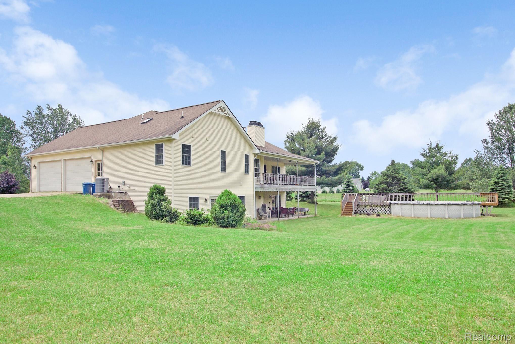 2160 Gannon Road Howell, MI 48855 - Photo 38 of 67 IMG_4381 - Copy.jpg