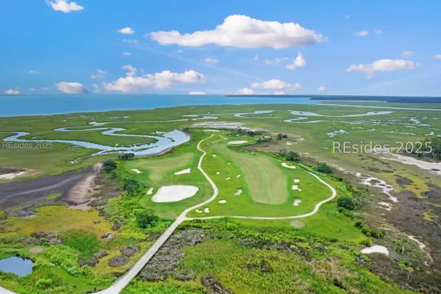 $2,170,000 | 6 Brenton Court, Bluffton, SC 29910