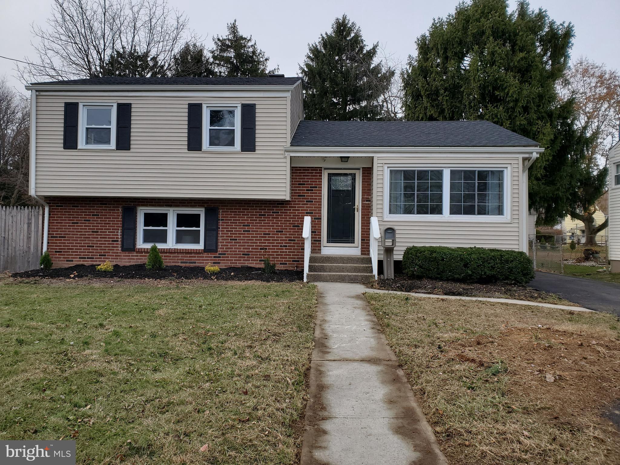1135 Lower Ferry Road Trenton, NJ 08618 - Photo 1 of 24 Gallery Image 1