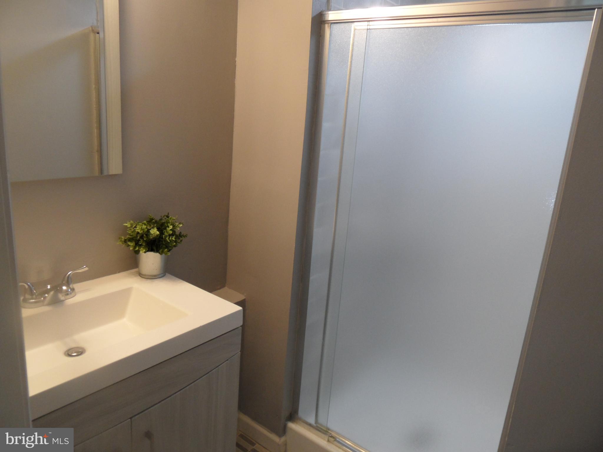 1135 Lower Ferry Road Trenton, NJ 08618 - Photo 10 of 24 Gallery Image 10