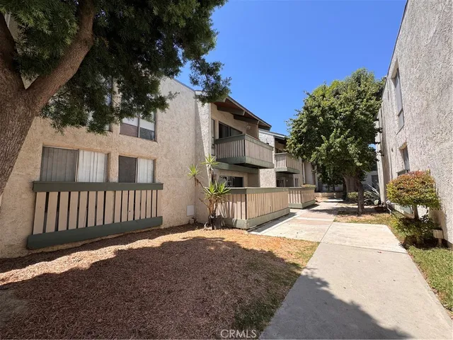 $330,000 | 8601 International Avenue, Unit 178, Canoga Park, CA 91304